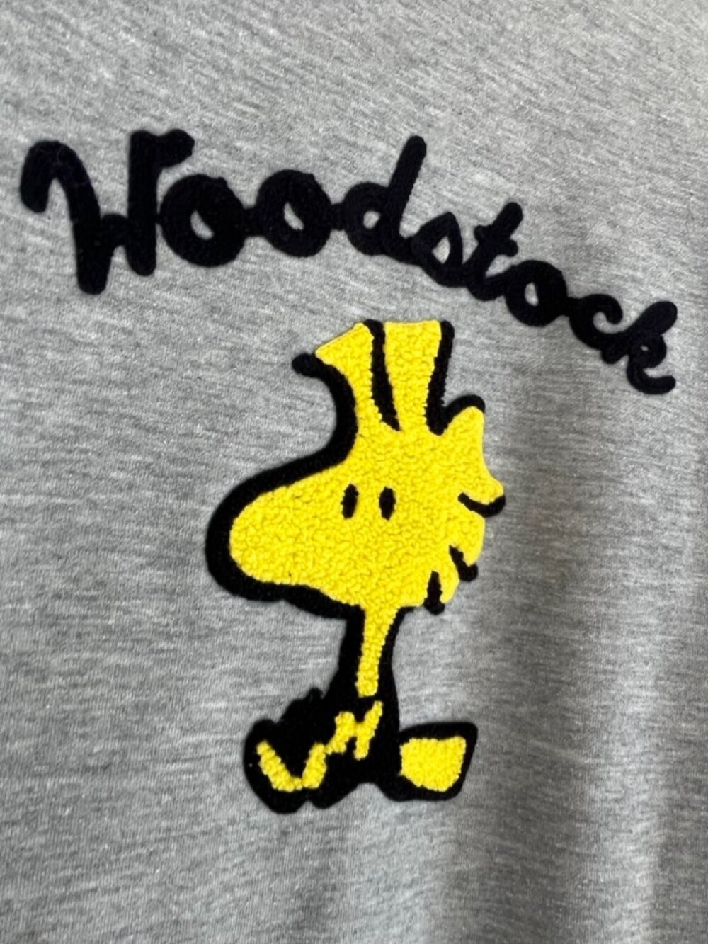 Peanuts Woodstock Heather Gray Crewneck Sweatshirt Towel Patch Made in Korea M - Picture 2 of 6